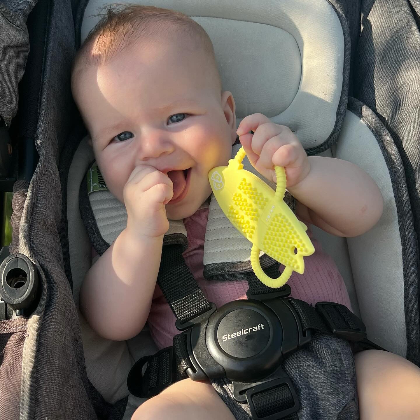 What Are the Best Teething Relief Methods for Babies?