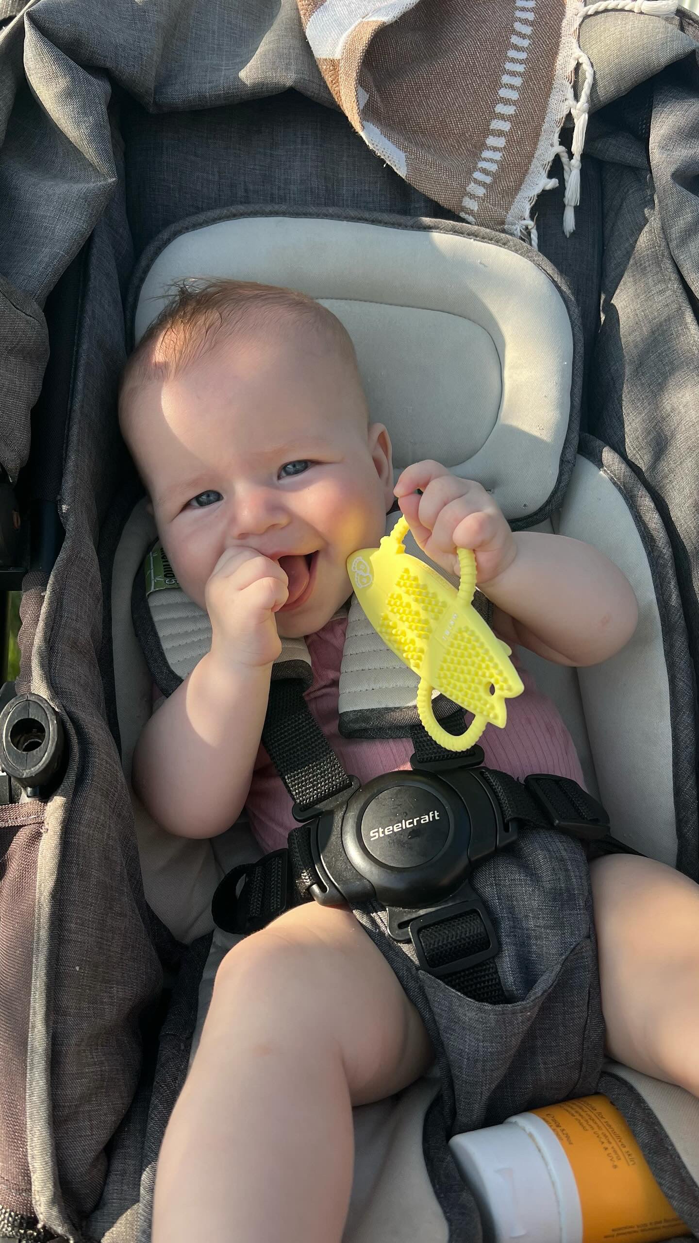 What Are the Best Teething Relief Methods for Babies?