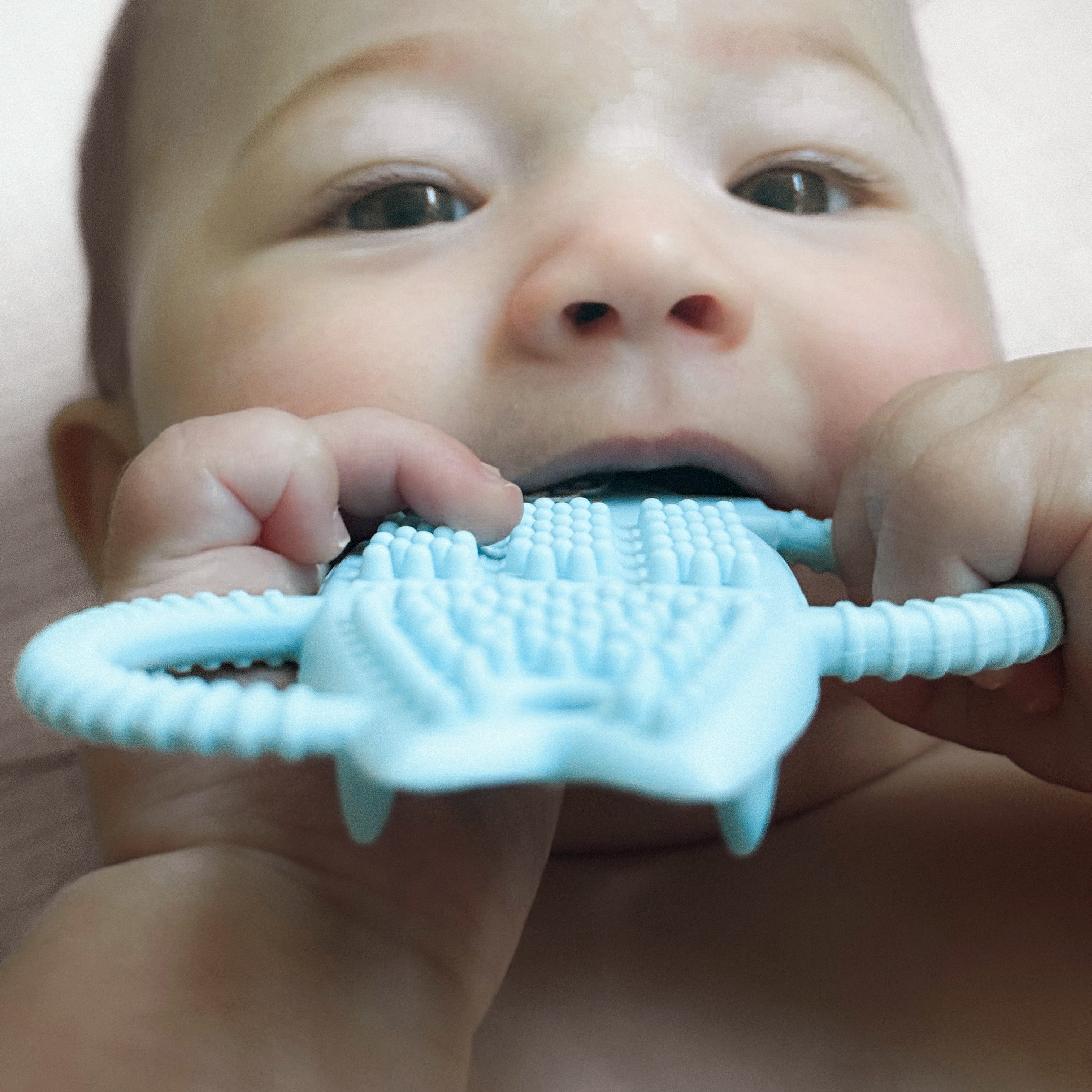 Soothing Teething Tots: How Silicone Teethers Work - Baby Boards